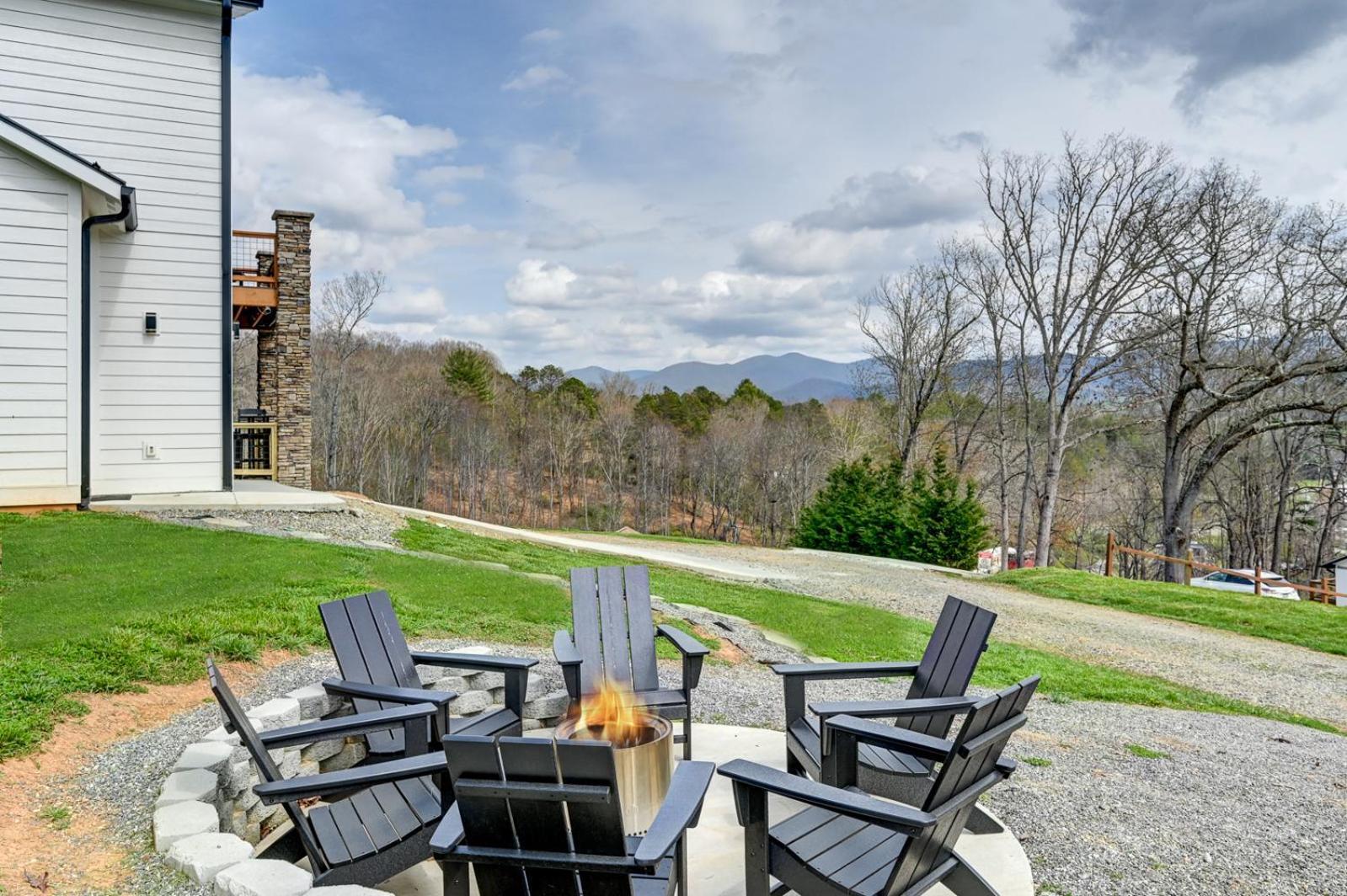 Mon Tresor, Modern Mountain Views With Deck Villa Weaverville Dış mekan fotoğraf